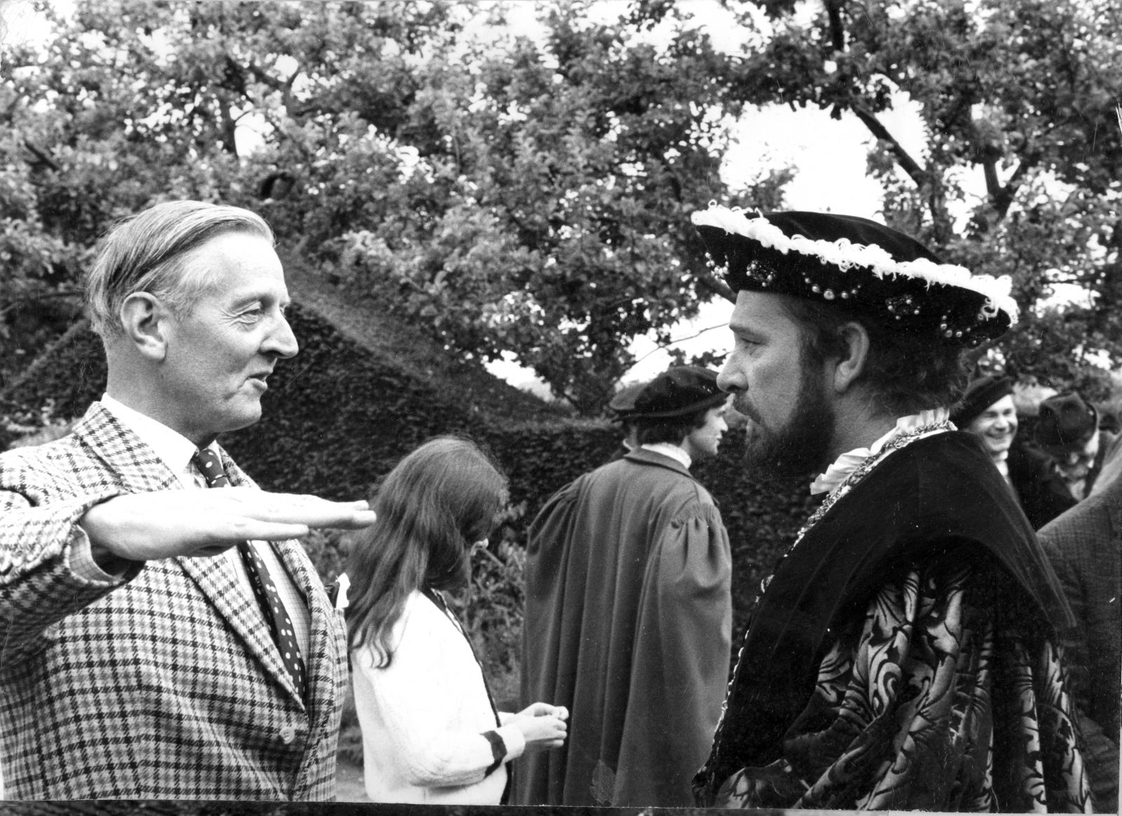 !st Viscount De L'Isle VC KG with Richard Burton